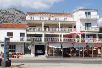 Kroatië Privát Starigrad Paklenica, Exterieur